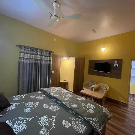 Rambha Hotel Lake Queen מראה חיצוני תמונה