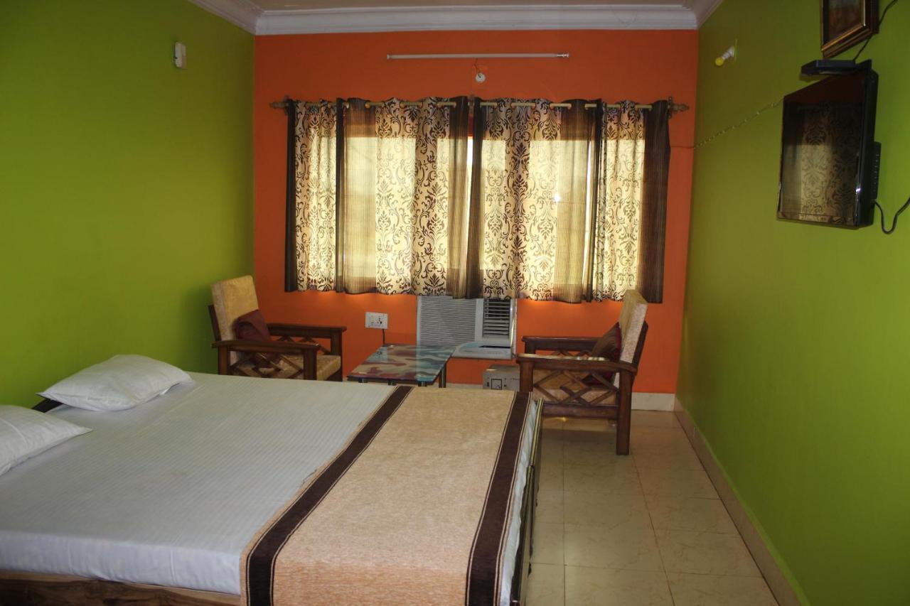 Rambha Hotel Lake Queen מראה חיצוני תמונה