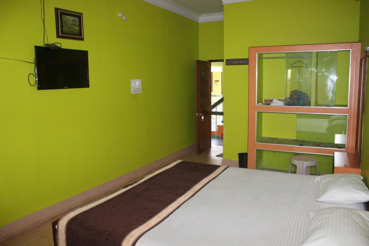Rambha Hotel Lake Queen מראה חיצוני תמונה